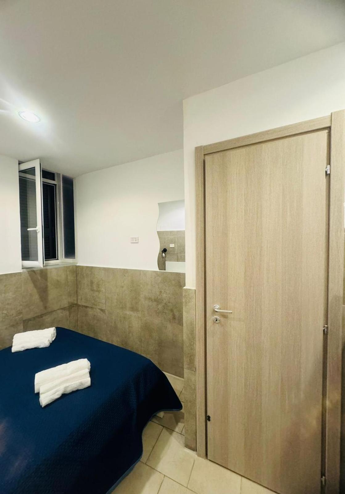 Aparthotel Terrazza Miracoli Napoli Zewnętrze zdjęcie